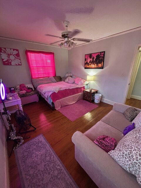 Image gallery image